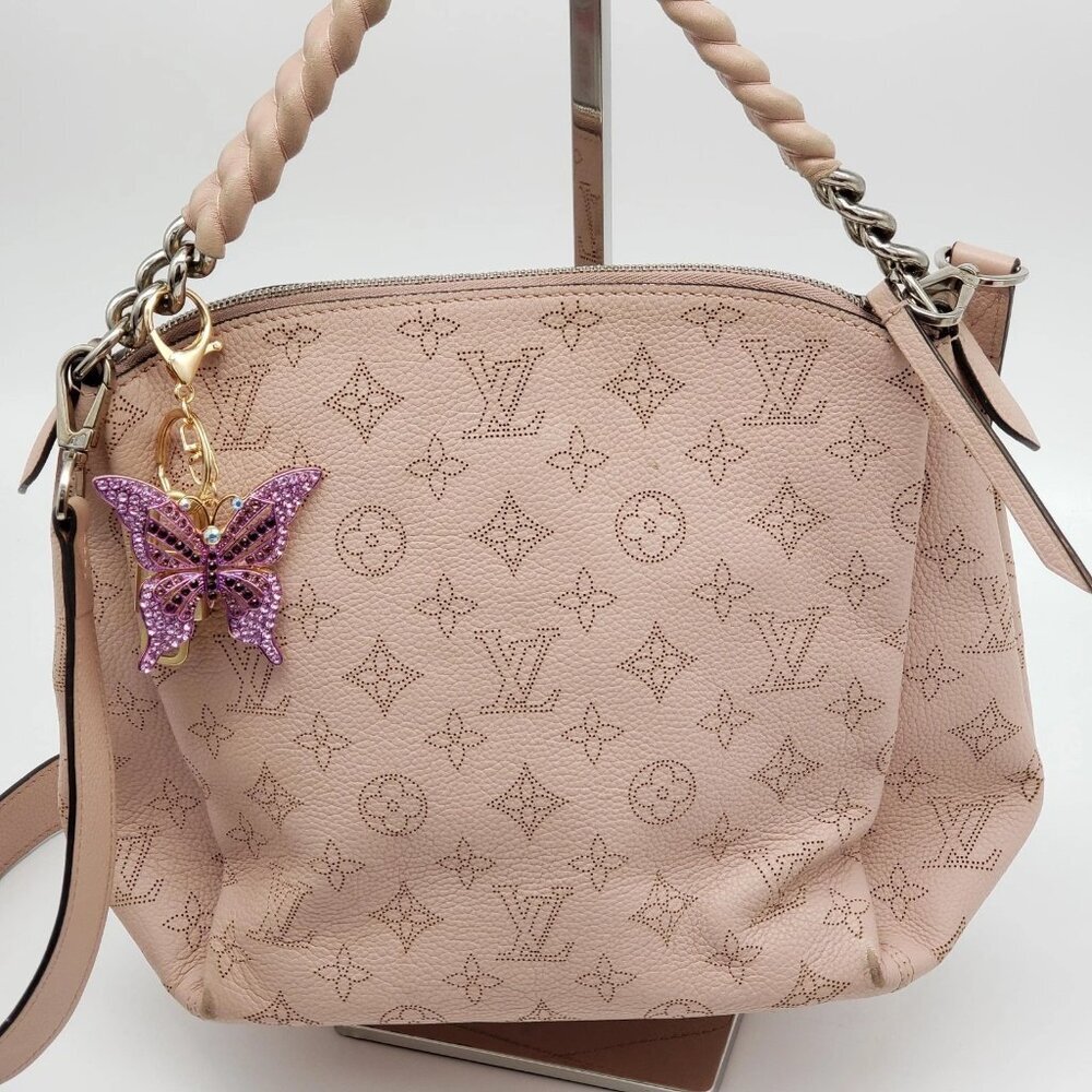 Authentic Louis Vuitton Lock & Key with Unbranded Butterfly Charm, Keychain - Picture 3 of 9